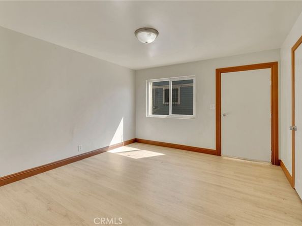 5123 S San Pedro St, Los Angeles CA 90011