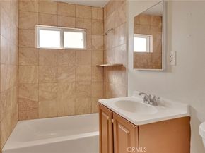 5123 S San Pedro St, Los Angeles CA 90011