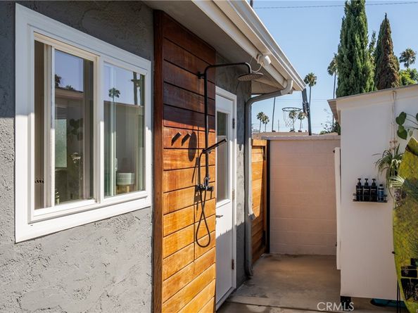 7661 Ontario Drive, Huntington Beach CA 92648