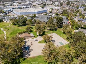 7661 Ontario Drive, Huntington Beach CA 92648