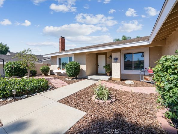6254 Hollyoak Drive, Rancho Cucamonga CA 91701