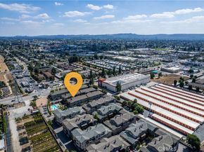 707 S Azusa Avenue B, Azusa CA 91702