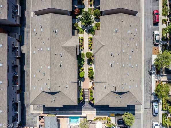 707 S Azusa Avenue B, Azusa CA 91702