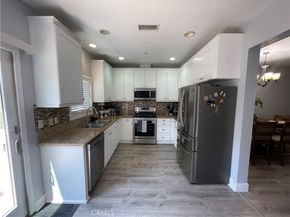 707 S Azusa Avenue B, Azusa CA 91702
