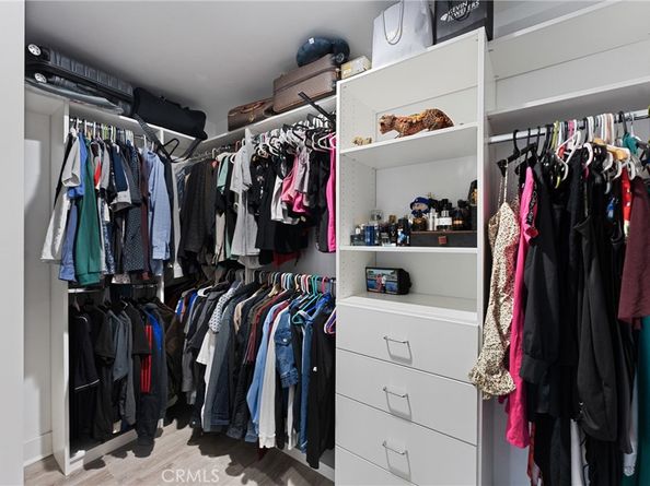 707 S Azusa Avenue B, Azusa CA 91702