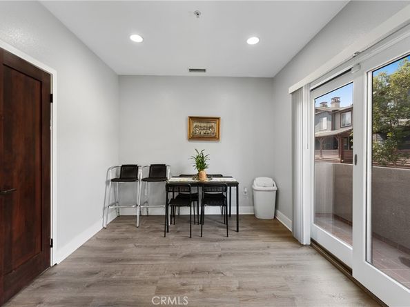 707 S Azusa Avenue B, Azusa CA 91702