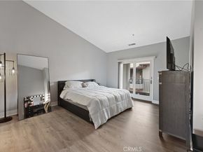 707 S Azusa Avenue B, Azusa CA 91702