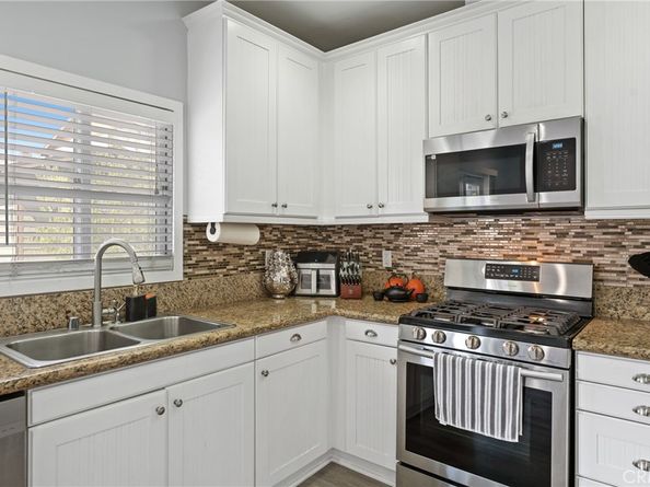 707 S Azusa Avenue B, Azusa CA 91702