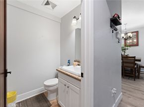 707 S Azusa Avenue B, Azusa CA 91702