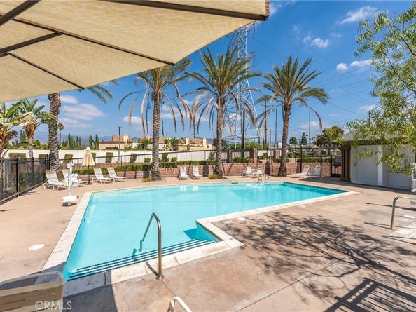 707 S Azusa Avenue B, Azusa CA 91702