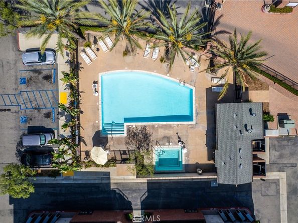 707 S Azusa Avenue B, Azusa CA 91702