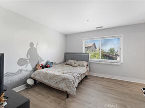 707 S Azusa Avenue B, Azusa CA 91702