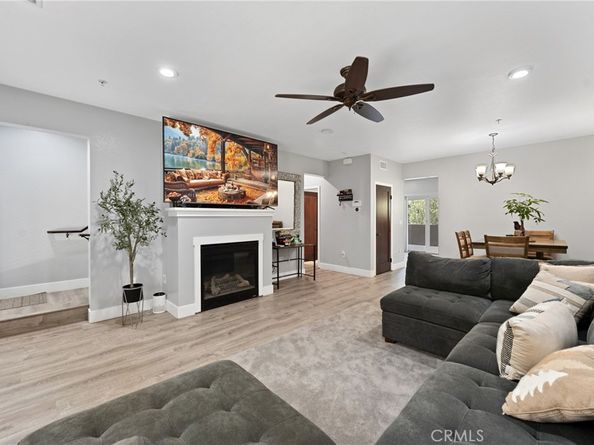 707 S Azusa Avenue B, Azusa CA 91702