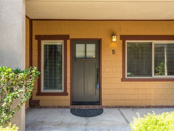 707 S Azusa Avenue B, Azusa CA 91702