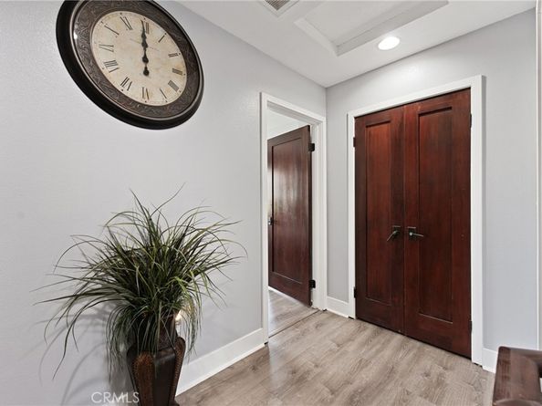 707 S Azusa Avenue B, Azusa CA 91702