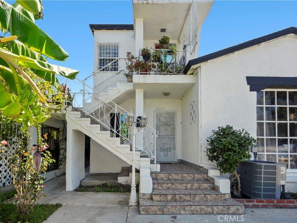 2546 S Bronson Avenue, Los Angeles CA 90018