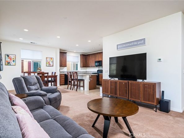 797 Plum Lane, Pomona CA 91767