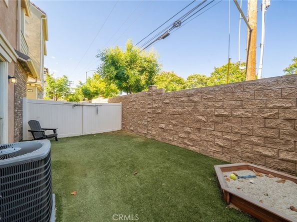 797 Plum Lane, Pomona CA 91767