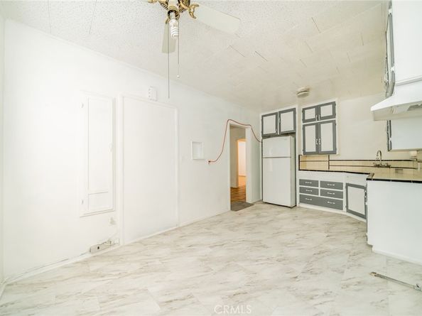 1163 N White Avenue, Pomona CA 91768