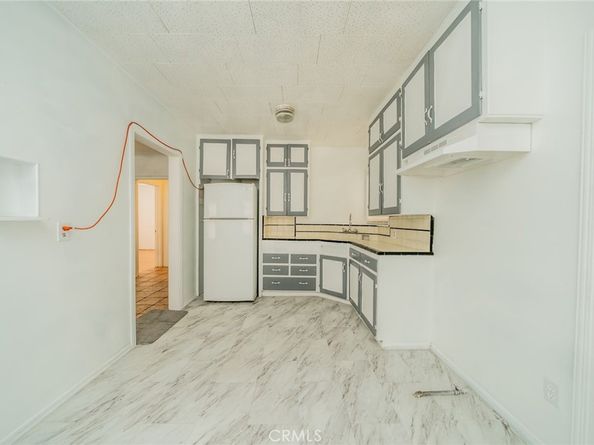 1163 N White Avenue, Pomona CA 91768