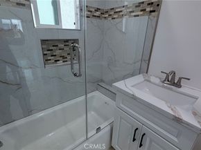 155 155 E 84th Street, Los Angeles CA 90003