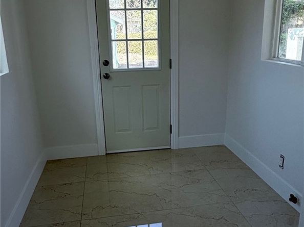 155 155 E 84th Street, Los Angeles CA 90003