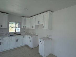 155 155 E 84th Street, Los Angeles CA 90003