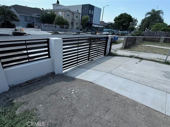 155 155 E 84th Street, Los Angeles CA 90003