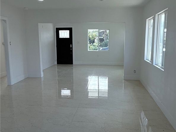 155 155 E 84th Street, Los Angeles CA 90003