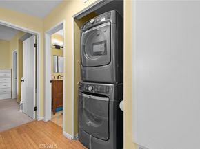 73 Huntington 322, Irvine CA 92620