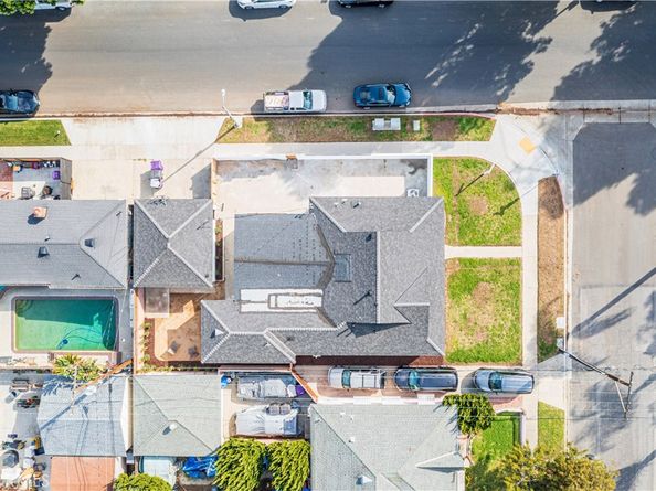 3602 Nipomo Avenue, Long Beach CA 90808