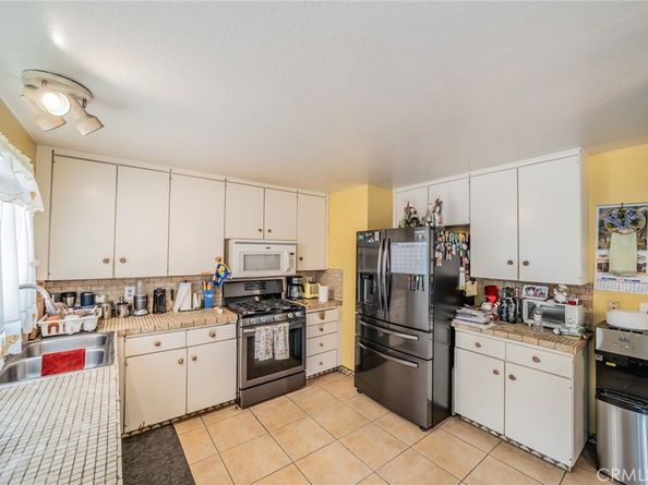 606 S Darney Avenue, West Covina CA 91792