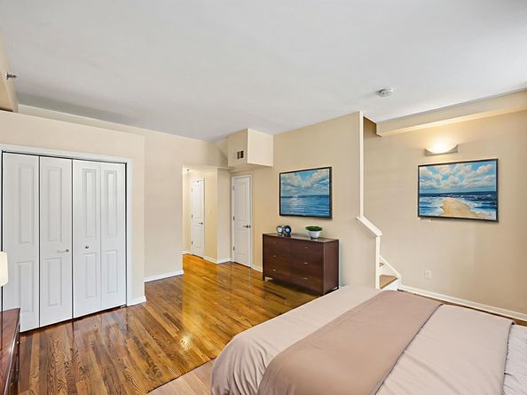 341 Monmouth St 104d, Jersey City NJ 07302