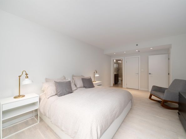 2 Constitution Ct 103, Hoboken NJ 07030