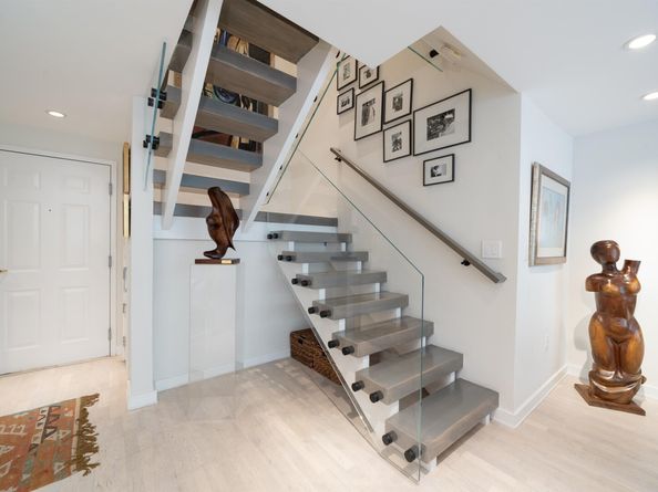 2 Constitution Ct 103, Hoboken NJ 07030