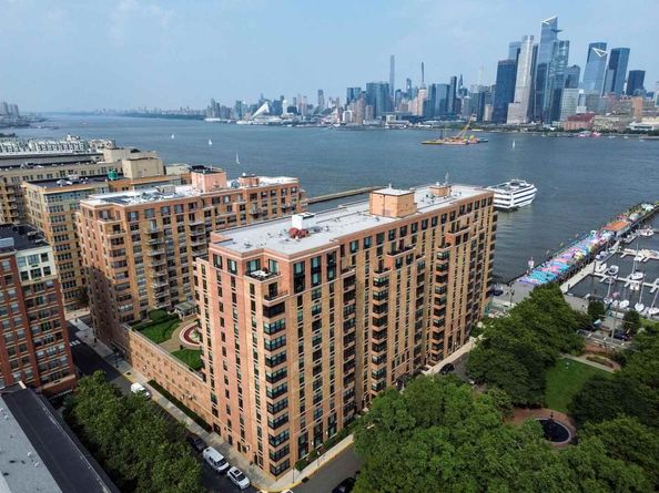2 Constitution Ct 103, Hoboken NJ 07030