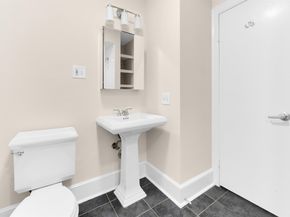 299 8th St 1R, Jersey City NJ 07302