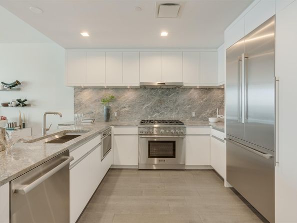 320 Adolphus Ave 916, Cliffside Park NJ 07010