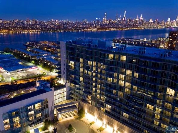 320 Adolphus Ave 907, Cliffside Park NJ 07010
