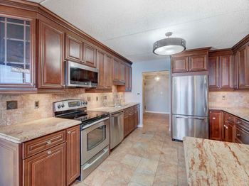 250 Gorge Rd