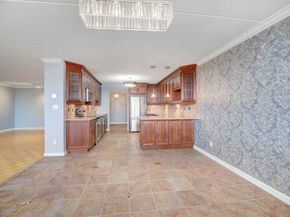250 Gorge Rd 16D, Cliffside Park NJ 07010