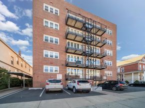 70 West 32nd St 1F, Bayonne NJ 07002