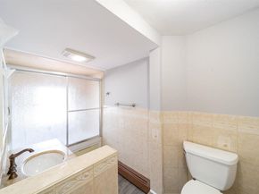 14 Meadow St, Bayonne NJ 07002
