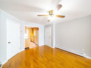 14 Meadow St, Bayonne NJ 07002