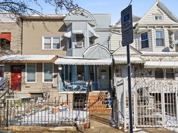74 Atlantic St, Jersey City NJ 07304