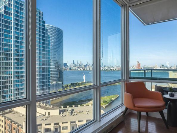 20 Newport Parkway 2008, Jersey City NJ 07310