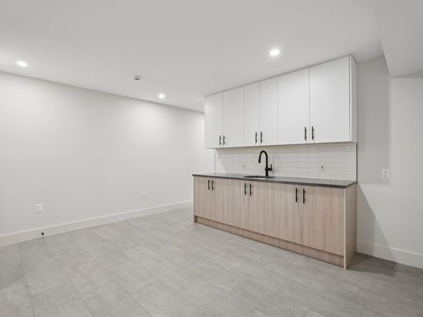6500 Durham Ave, North Bergen NJ 07047