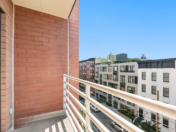 463-5D 1st St, Hoboken NJ 07030