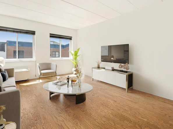 463-5D 1st St, Hoboken NJ 07030