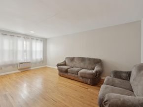 310 70th St 1D, Guttenberg NJ 07093